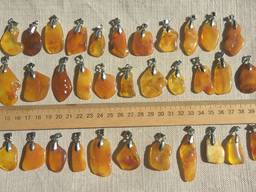 Янтарний кулон, подвеска из натурального янтаря