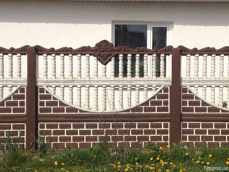 Покраска бетонного забора. Еврозабор Виноградная лоза. Декоративный бетонный забор. Бетонный забор секционный. Бетонный забор коричневый.