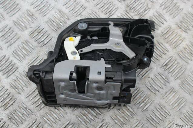 Замок двери BMW F45 (БМВ F45) 2014-2015 г.