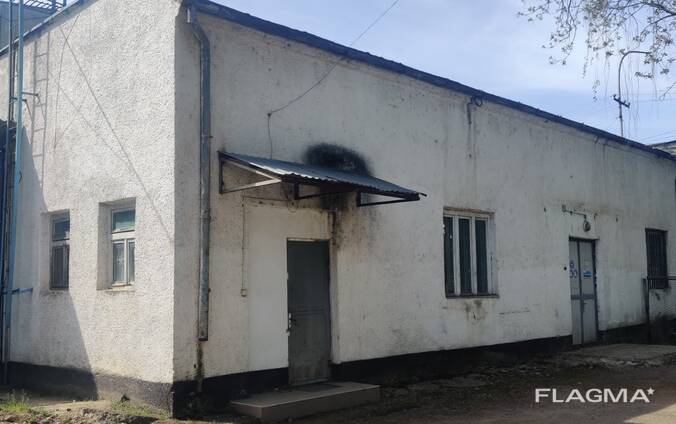 Здається приміщення в оренду (фасад) без відключення електроенергії
