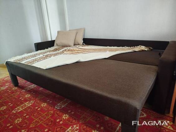 Здам 2-кімнатну, бул. Лесі Українки 28, 2 поверх, газ, метро Печерська 5 хвилин