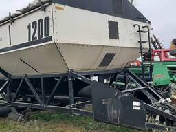 Зерновий бункер перевантажувач накопичувач BOURGAULT GC1200