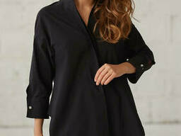 Женская блуза оверсайз со спущенным плечом из бенгалина Черная