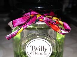 Женская парфюмированная вода hermes twilly d‘hermes green 85 мл