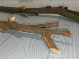 Жердочки в клетку с натурального, обработанного дерева, на креплении