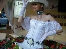 Живой стол, живые столы в Киеве, живые куклы, живые манекены